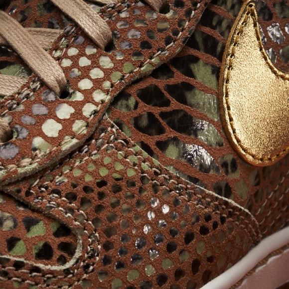 Nike Dunk Sky Hi Year of the Snake QS Deadstock - Picture 8 of 8